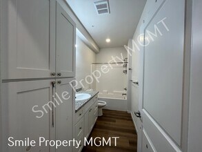 6940 SE Long St in Portland, OR - Building Photo - Building Photo