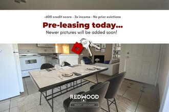1108 Porter Avenue in Stockton, CA - Building Photo - Interior Photo