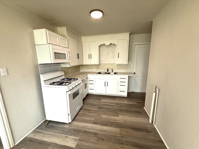 330 C St in Ardmore, OK - Building Photo - Building Photo