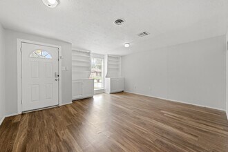 408 Grantham Rd in Baytown, TX - Building Photo - Building Photo