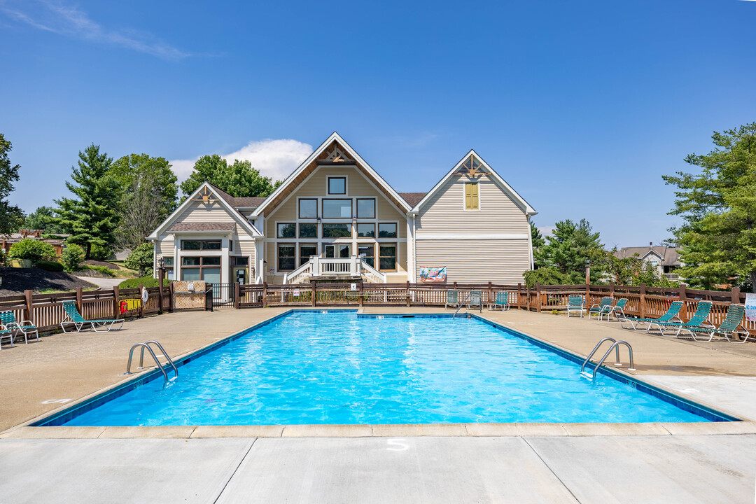 The Crossings of Oakbrook in Burlington, KY - Foto de edificio