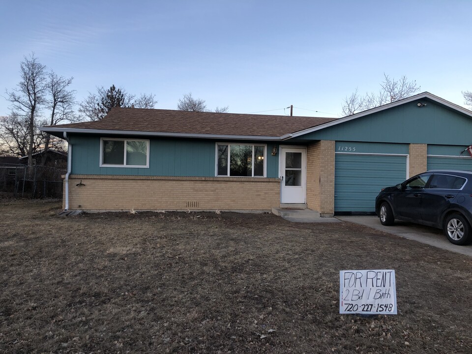 11255 W 46th Pl in Wheat Ridge, CO - Foto de edificio