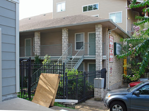 1907 Robbins Pl in Austin, TX - Building Photo - Building Photo