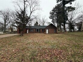 520 Hentschel Pl in Ferguson, MO - Building Photo
