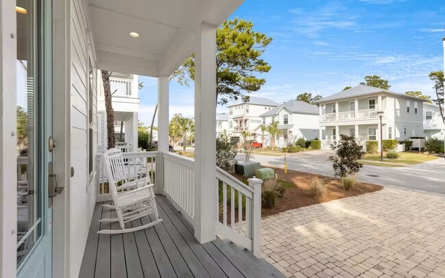 318 Grande Pointe Cir in Watersound, FL - Building Photo - Building Photo