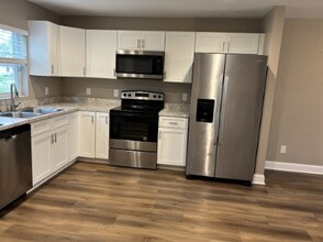 2115 King Ave in Lakeland, FL - Building Photo - Building Photo