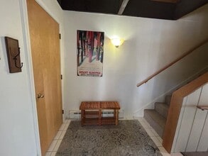 34 Fairway Dr in Sunapee, NH - Building Photo - Building Photo