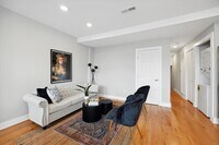 2827 W Girard Ave photo'