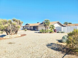 7625 Victoria in Yucca Valley, CA - Building Photo