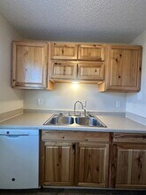 17454 SE Powell Blvd in Portland, OR - Building Photo - Building Photo