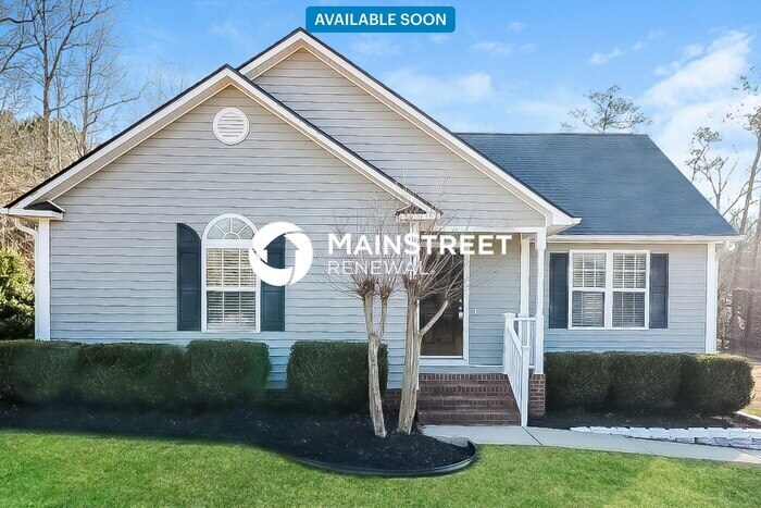 195 Percheron Dr in Zebulon, NC - Building Photo