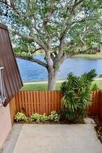 5820 SE Windsong Ln in Stuart, FL - Building Photo - Building Photo