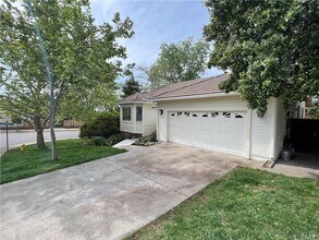 1 Sir Aaron Ct in Chico, CA - Building Photo - Building Photo