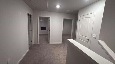 2213 Blue Monarch Dr in Buford, GA - Foto de edificio - Building Photo