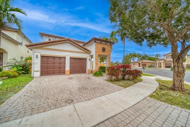 2479 NE 4th St in Homestead, FL - Building Photo - Building Photo