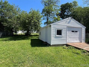 9129 Kathlyn Dr in St. Louis, MO - Building Photo - Building Photo