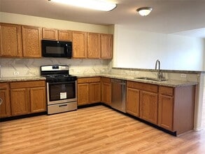 7619 Painted Desert Dr in Cypress, TX - Building Photo - Building Photo