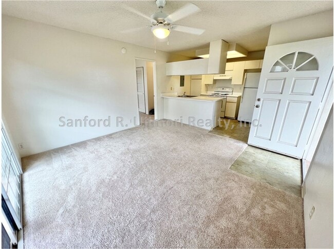 94-1079-1079 Kepakepa St in Waipahu, HI - Building Photo - Building Photo