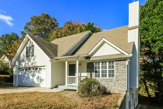 252 Hillcrest Ridge in Canton, GA - Building Photo - Building Photo