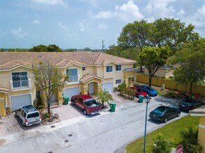 13966 SW 260th St in Homestead, FL - Building Photo - Building Photo