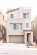11622 Midnight Melody Ave in Las Vegas, NV - Building Photo - Building Photo