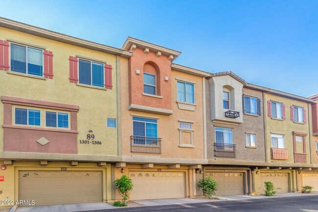 property at 2150 W Alameda Rd