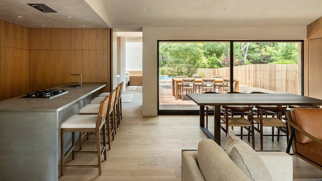 2708 Friar Tuck Ln in Austin, TX - Building Photo - Building Photo