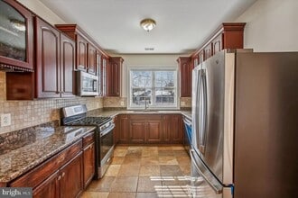 7118 Vermillion Pl in Annandale, VA - Building Photo - Building Photo