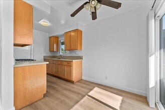 4932 Lennox Blvd in Inglewood, CA - Building Photo - Building Photo