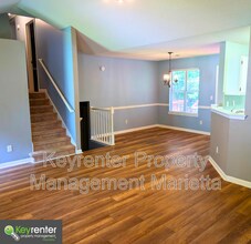 2179 Sandell Trail SW in Marietta, GA - Building Photo - Building Photo