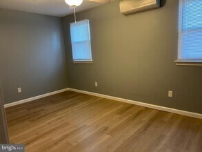 668 Tara Dr in Sicklerville, NJ - Building Photo - Building Photo