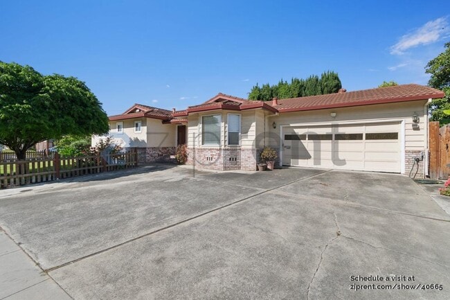 792 Los Olivos Dr in Santa Clara, CA - Building Photo - Building Photo