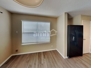 16131 Branching Oaks in San Antonio, TX - Building Photo - Building Photo