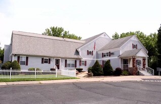 59 Pleasant St in Granby, MA - Building Photo