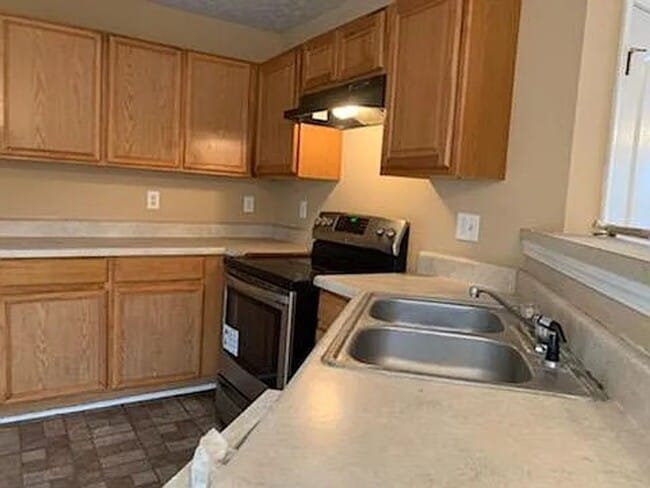 1956 Shawn Wayne Cir SE in Atlanta, GA - Building Photo - Building Photo