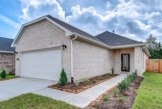 7443 Arabian Moon Trail in Fulshear, TX - Building Photo - Building Photo
