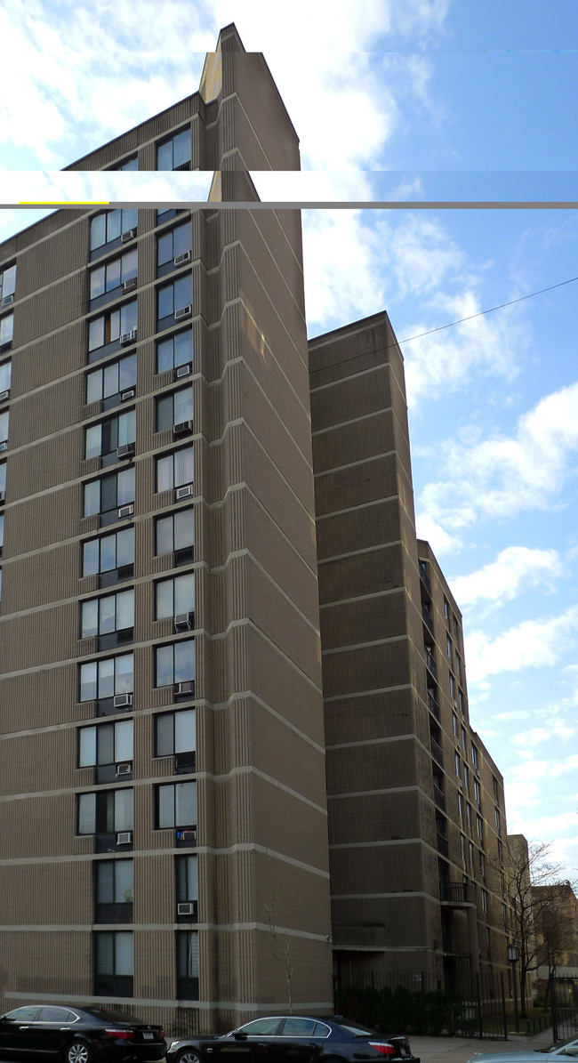 Metro North Riverview Apartments in New York, NY - Building Photo - Building Photo