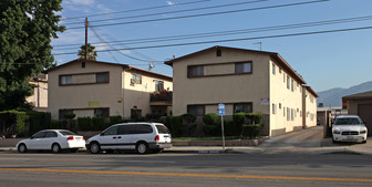 11111-11117 Lower Azusa Rd Apartments