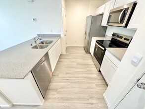 7380 Hayes Harbor Ct in North Las Vegas, NV - Building Photo - Building Photo