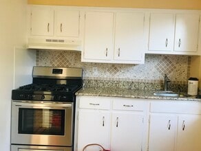 362 E 235th St, Unit Unit #2 in Bronx, NY - Building Photo - Building Photo