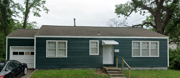 100 E Hudson St in Pittsburg, KS - Building Photo