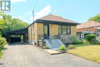 57 Leahann Dr in Toronto, ON - Building Photo - Building Photo