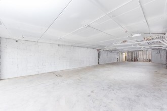 The Echelon in Long Island City, NY - Building Photo - Interior Photo