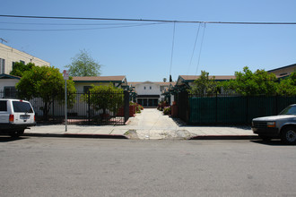 1262 N Kingsley Dr in Los Angeles, CA - Building Photo - Building Photo