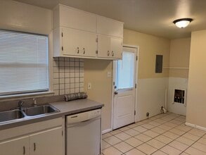 2821 61st St in Lubbock, TX - Building Photo - Building Photo