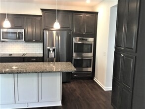 95 Gentry Way in Richmond Hill, GA - Building Photo - Building Photo
