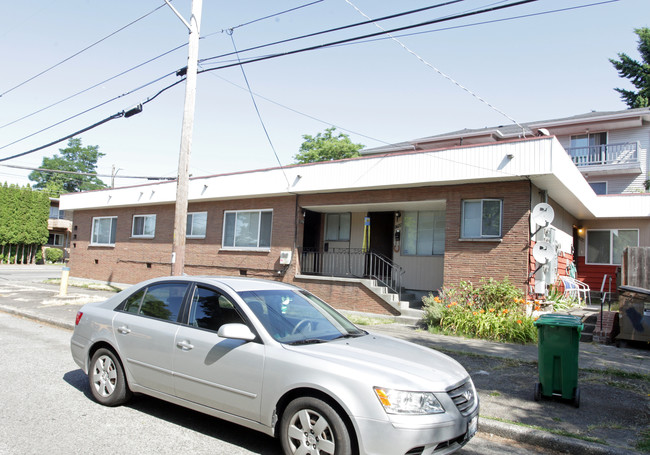 6400-6402 20th Ave in Seattle, WA - Foto de edificio - Building Photo