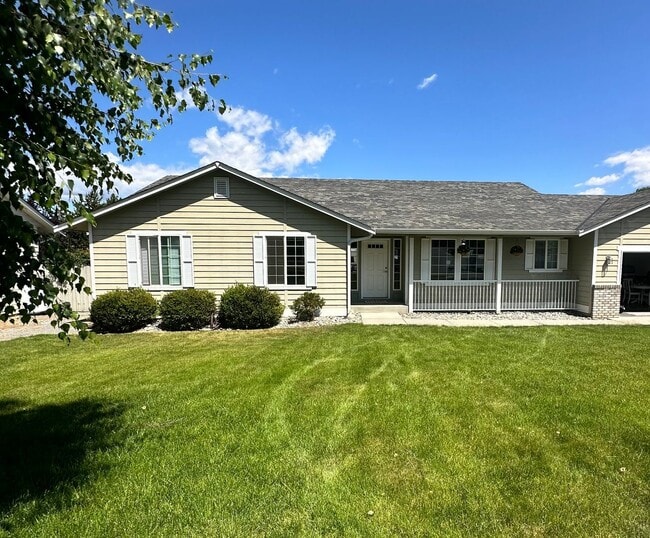 property at 1509 Seneca Pl