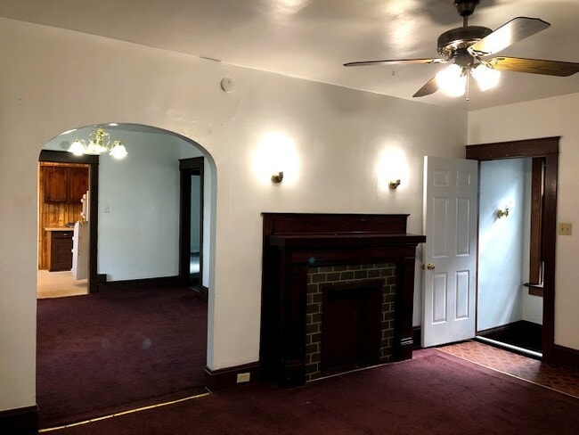 2921 French St in Erie, PA - Building Photo - Building Photo