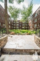 4706 N Racine Ave, Unit 14-2E in Chicago, IL - Building Photo